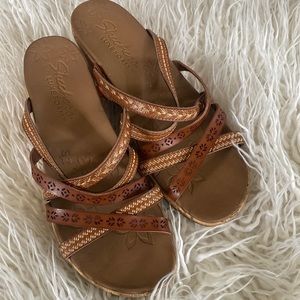 Skechers wedge heal strappy sandal